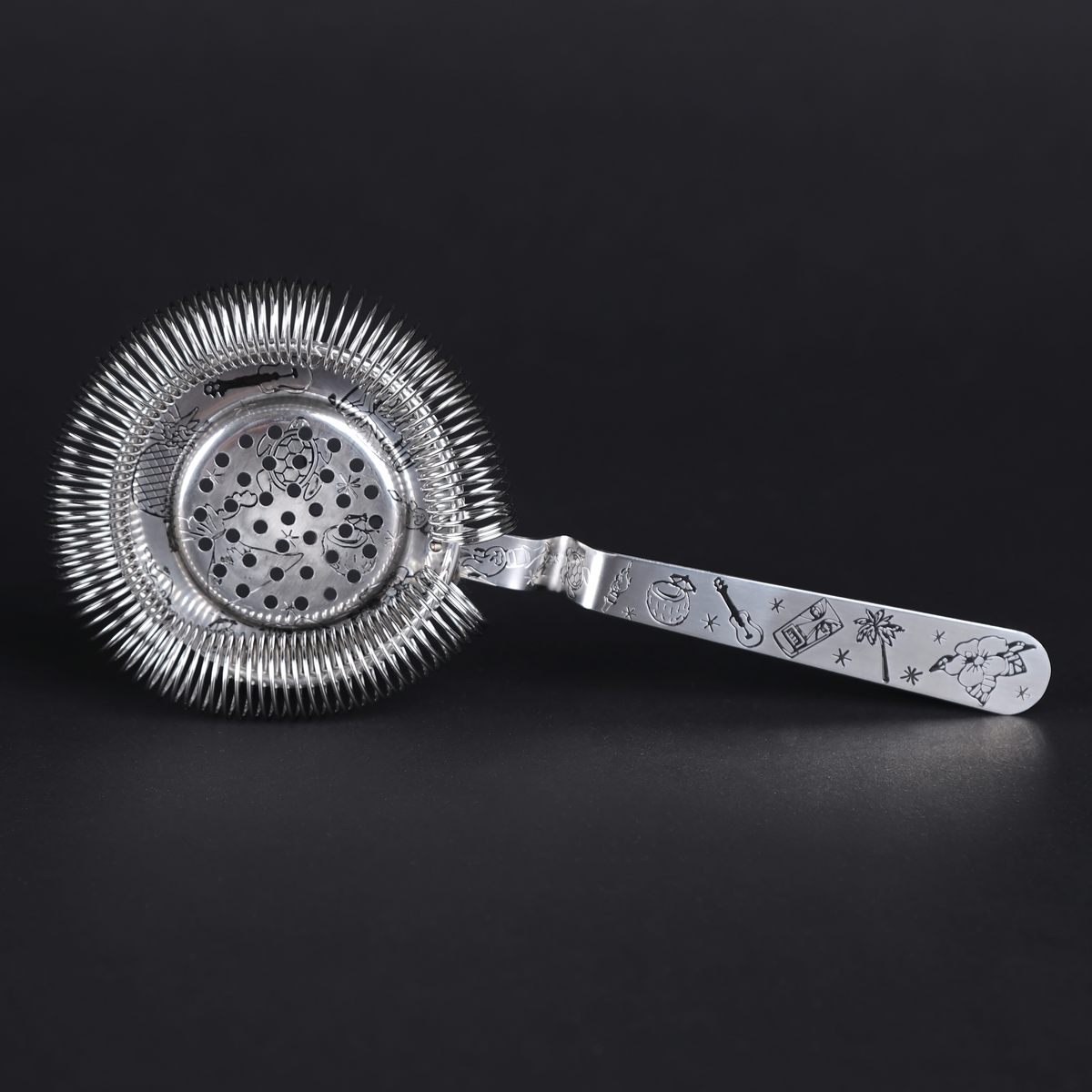 Waikiki’s Paradise Pro Strainer™